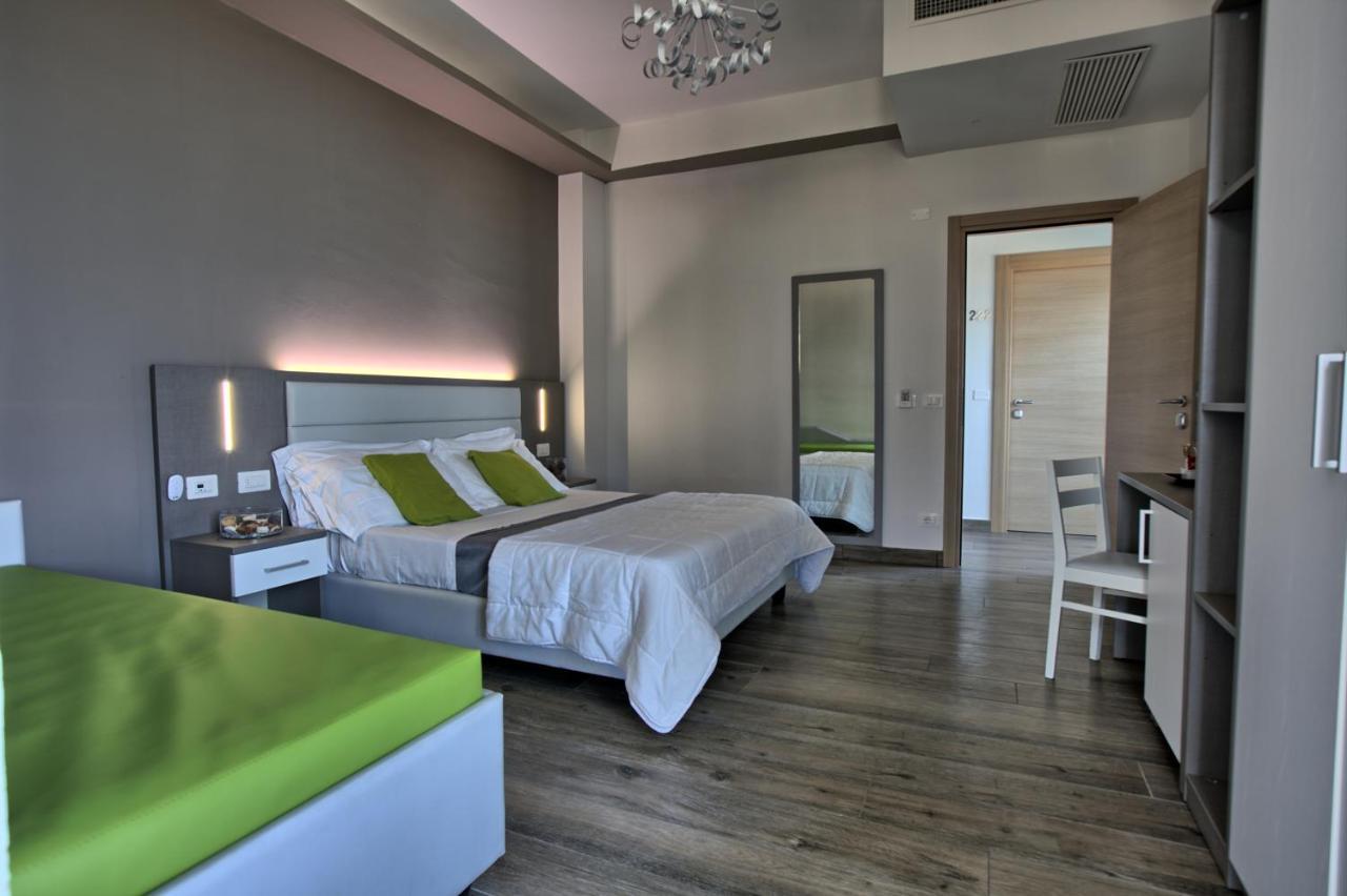 Gfh - Hotel Sole Resort & Spa Marotta Ngoại thất bức ảnh